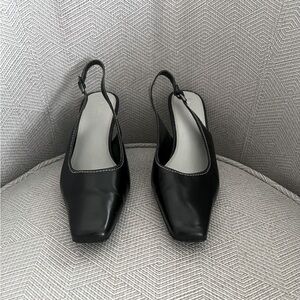 Liz Claiborne Leather Sling Back Pumps in black, silver buckle, size 9.5M.